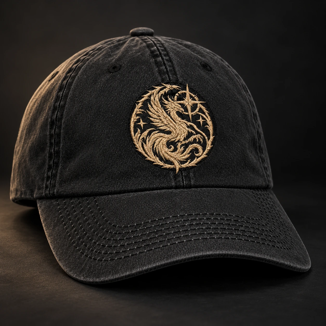 Mockup de dragón heráldico sobre gorra negra